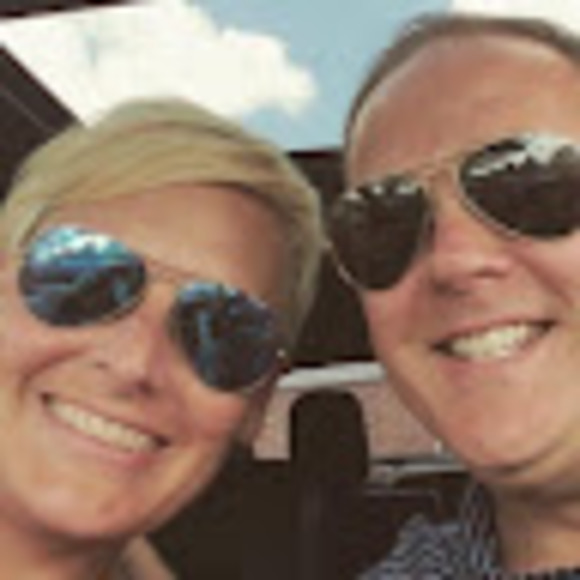 Meet your Posher, Nicole - Picture 1 of 1